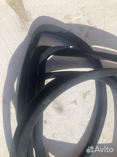 Бархотки дверных проемов Mercedes 201(190)