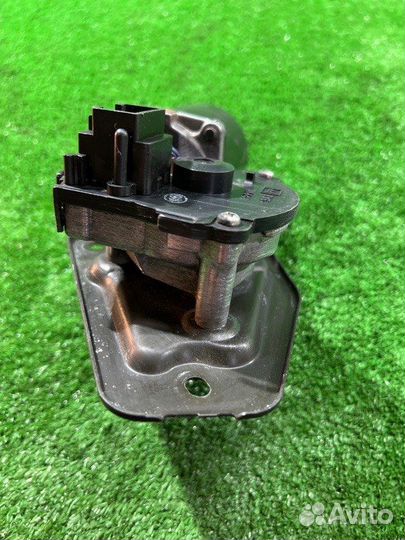 Мотор дворников передний Daihatsu Terios J102G