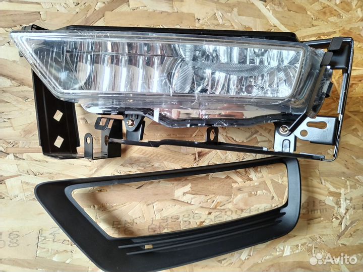 Противотуманные фары Honda Accord 8