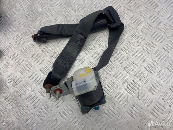 Ремень безопасности задний Hyundai Elantra HD 1.6