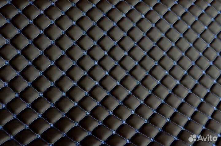 Экокожа стеганая черная нитка синяя рис квадрат