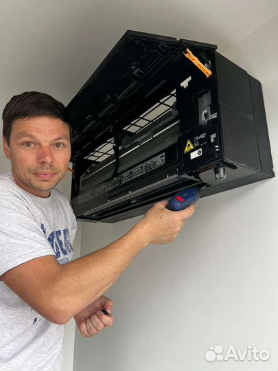 Кондиционер инверторный, настенный на 30 кв.м