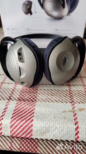 Беспроводные наушники Philips SHC2000