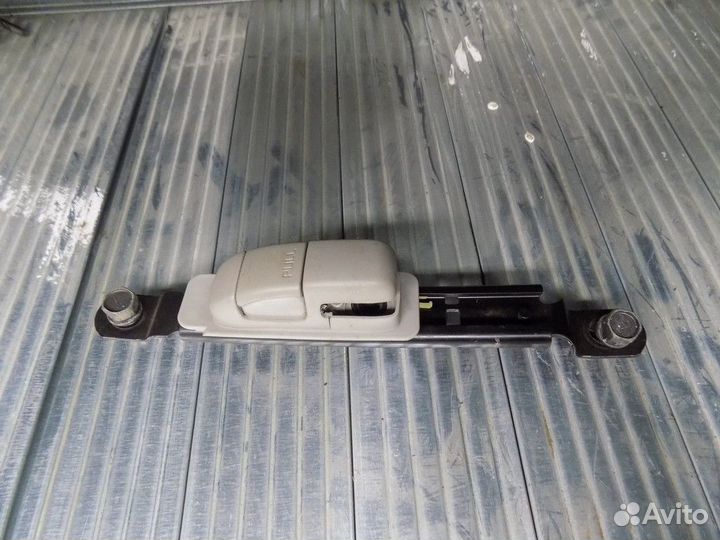 Механизм регулировки ремня безопасности X-Trail (T