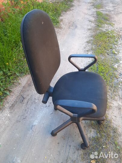 Компьютерное кресло