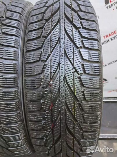 Nokian Tyres Hakkapeliitta R2 SUV 215/60 R17 97R