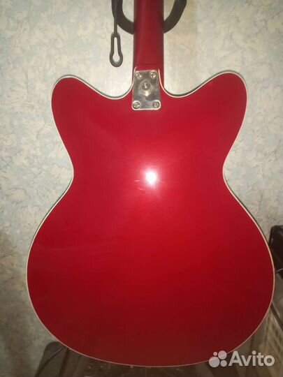 Гитара Jolana Tornado