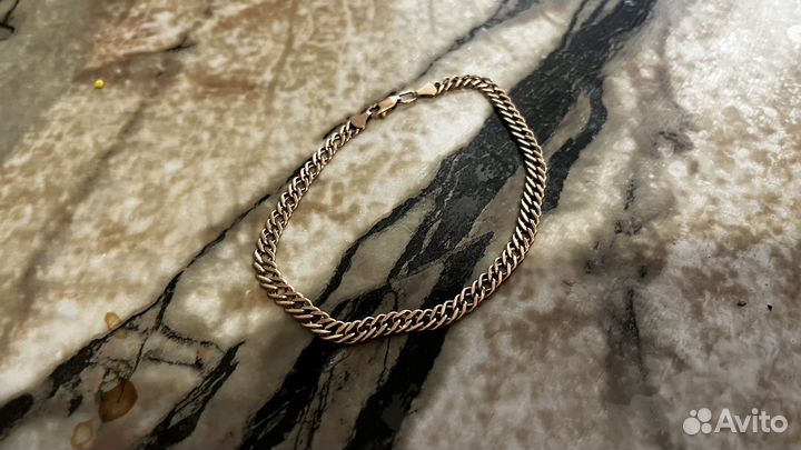 Золотой браслет