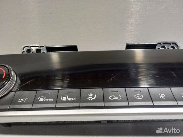 Блок управления климат-контролем Kia Seltos G4NH