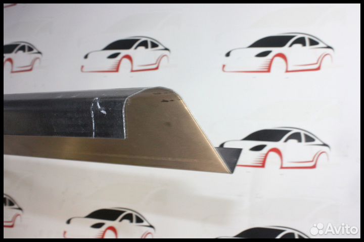 Пороги на Мазда 3