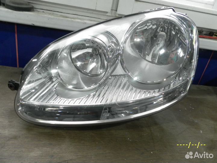Фара передняя левая Volkswagen Golf 5