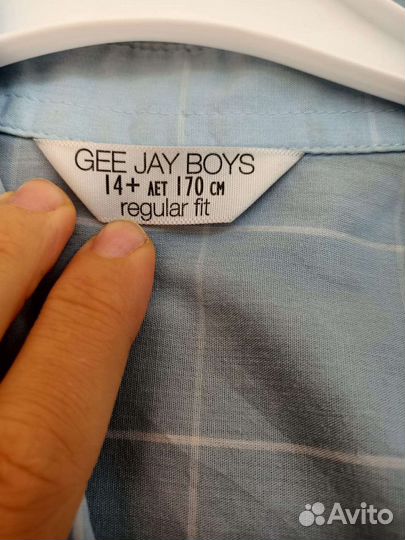 Школьная рубашка голубая в клетку