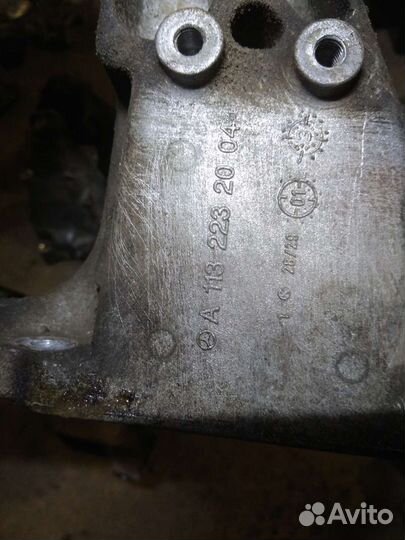 Опора двигателя Mercedes a1372230404