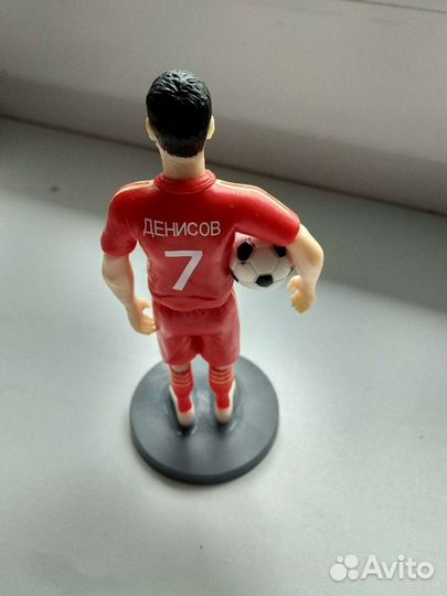 Настольная фигурка