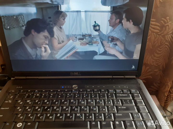 Ноутбук dell inspiron