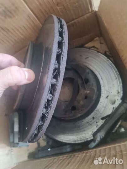 Диски тормоз, свечи катушка, рулевой наконечник