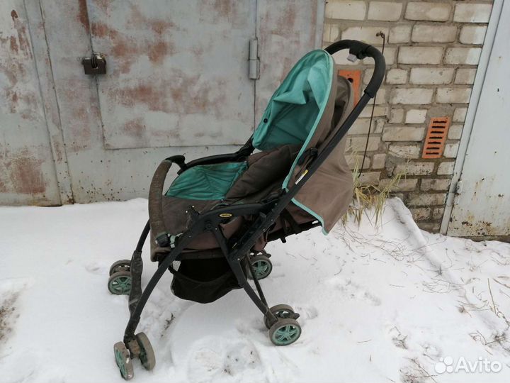 Прогулочная коляска