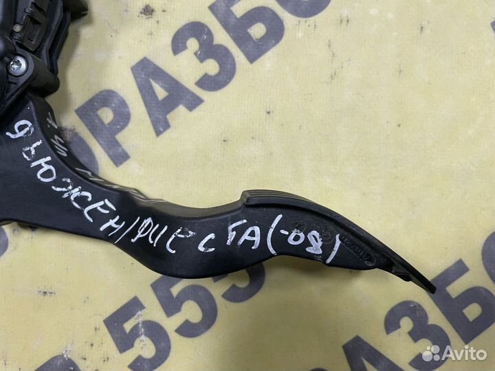 Педаль газа Ford Fusion