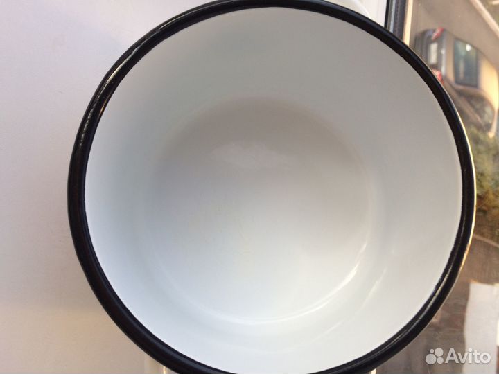 Эмалированная кастрюля 1,5 литра