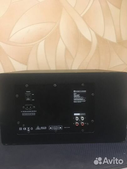 Сабвуфер Thonet vander