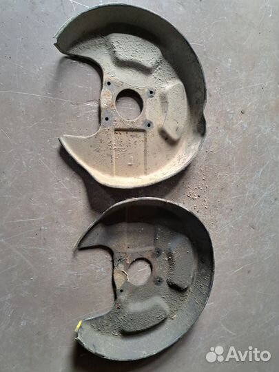 Пыльник тормозной задний Honda Inspire