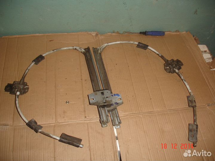 Стеклоподьемник Skoda Felicia