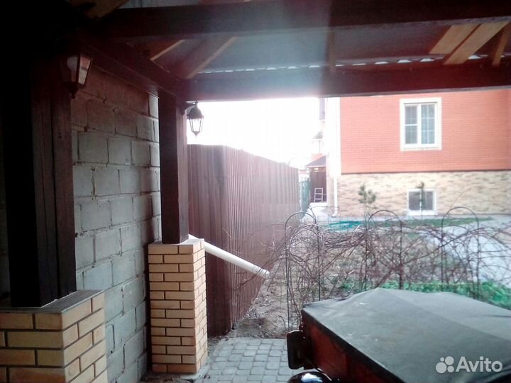 Бригада строителей в Воскресенске