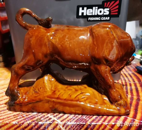 Фарфоровая статуэтка, Бык. Гжель