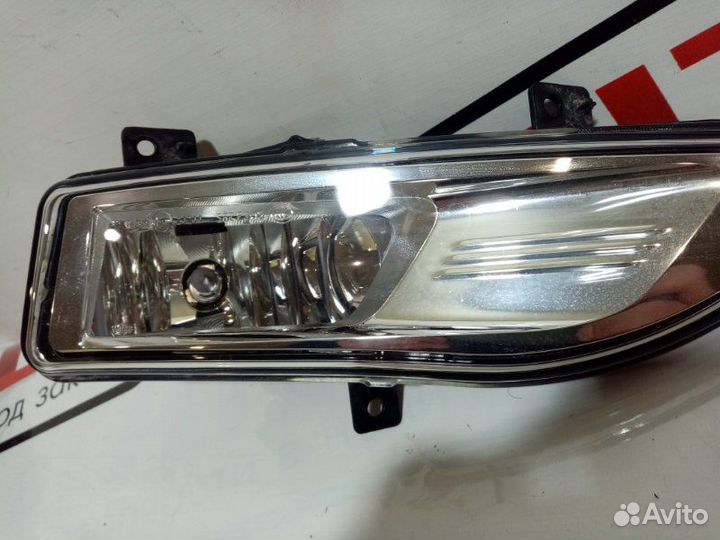 Противотуманный фонарь правый Nissan Х Tail T32