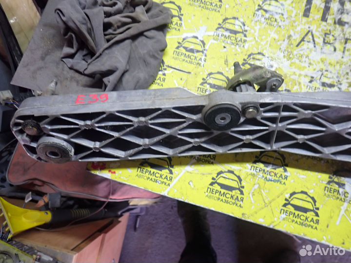 Трапеция стеклоочистителей BMW 5-serie E39