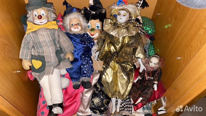 Клоун фарфоровый