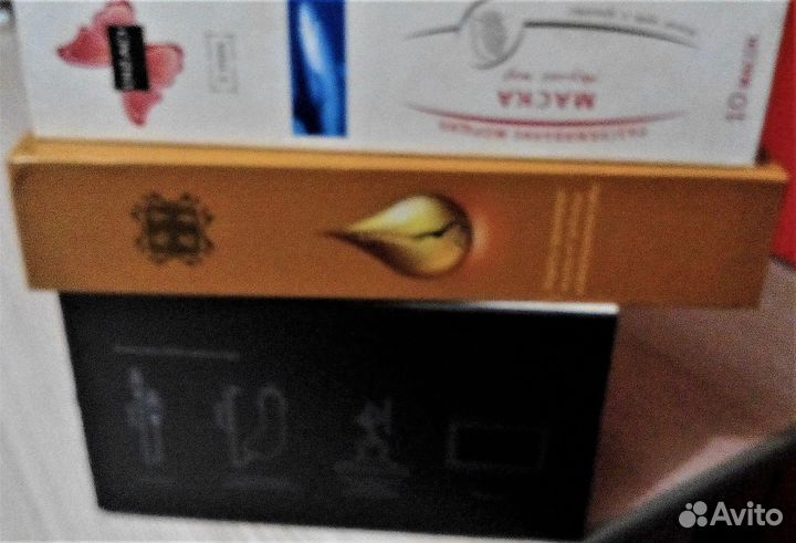 Коробочки на магнитах