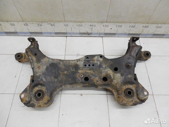 Балка передняя поперечная Avensis I 1997-2003