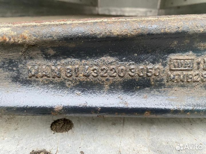 Тяга реактивная правая MAN