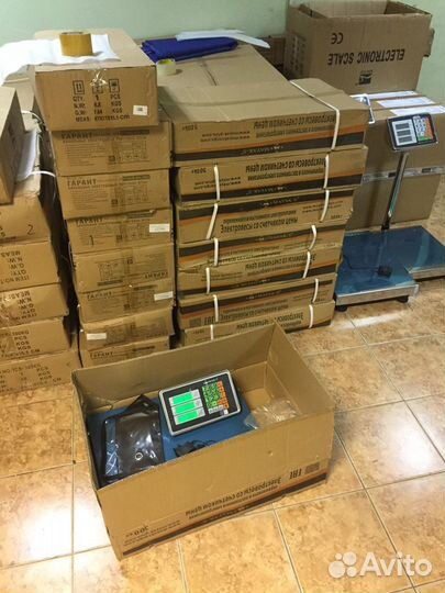 Беспроводные товарные весы на 300 кг