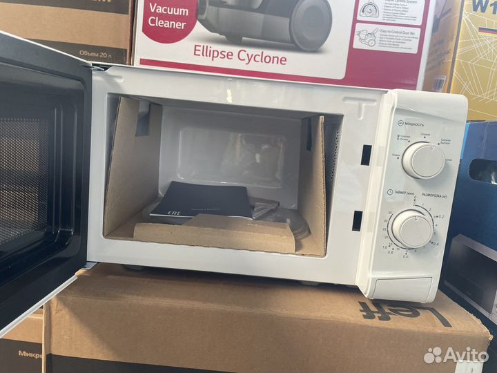 Микроволновая печь leff 20MM721W. Новая
