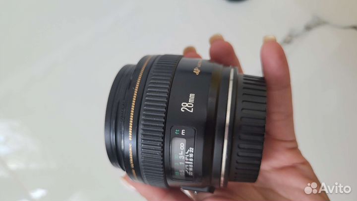 Canon ef 28mm f 1.8 usm