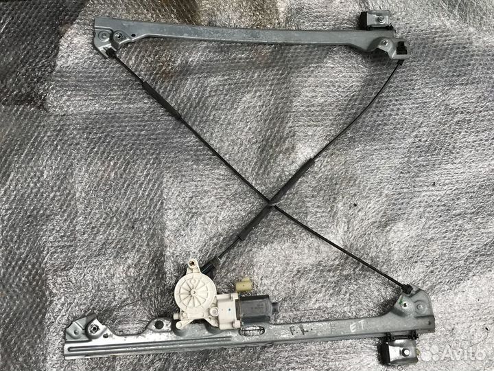 Стеклоподъемник передний правый Escalade 06-14