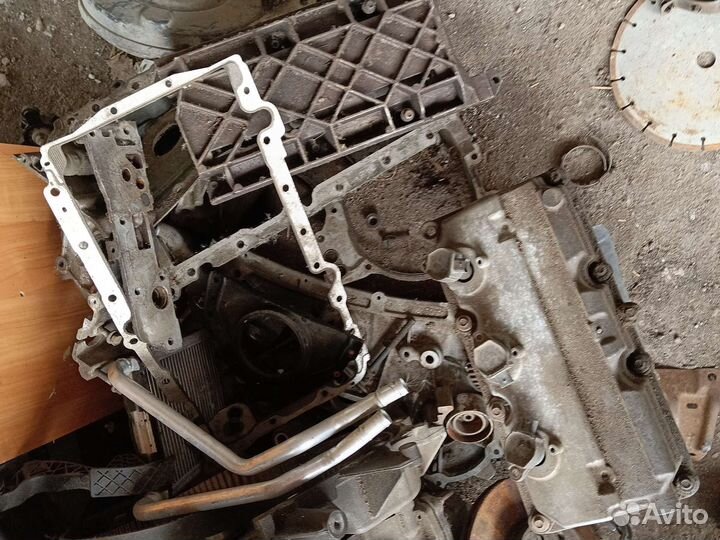 Двигатель egg по частям в разборе 300c