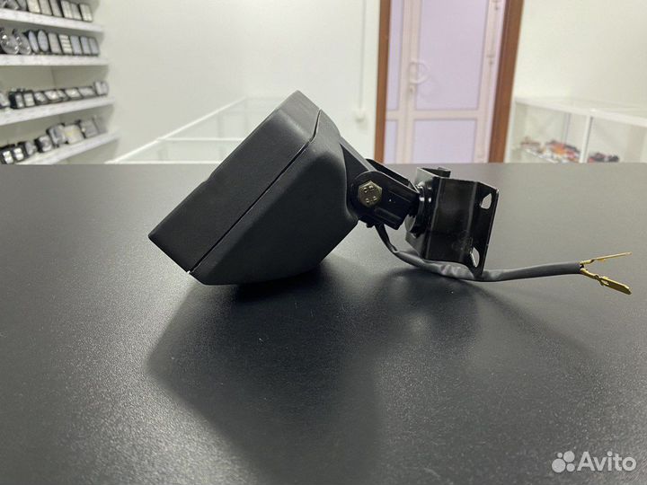 Фара с поворотным механизмом универсальная H3