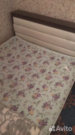 Кровать двухспальная бу