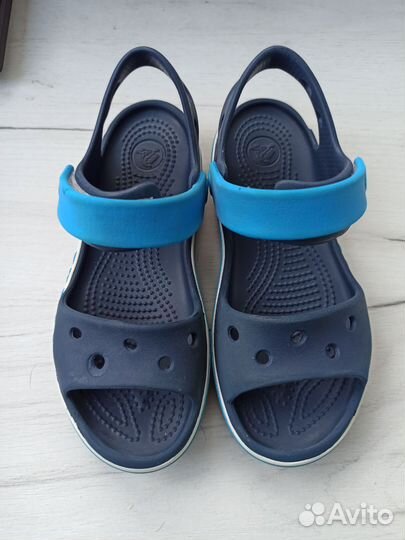 Сандали crocs c12