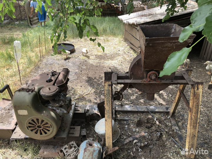 Крупорушка зернодробилка