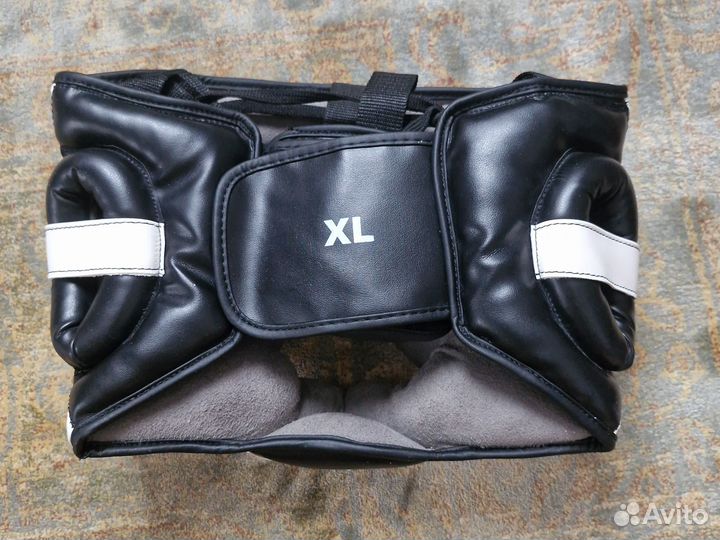 Шлем боксерский AML с защитой скул и подбородка