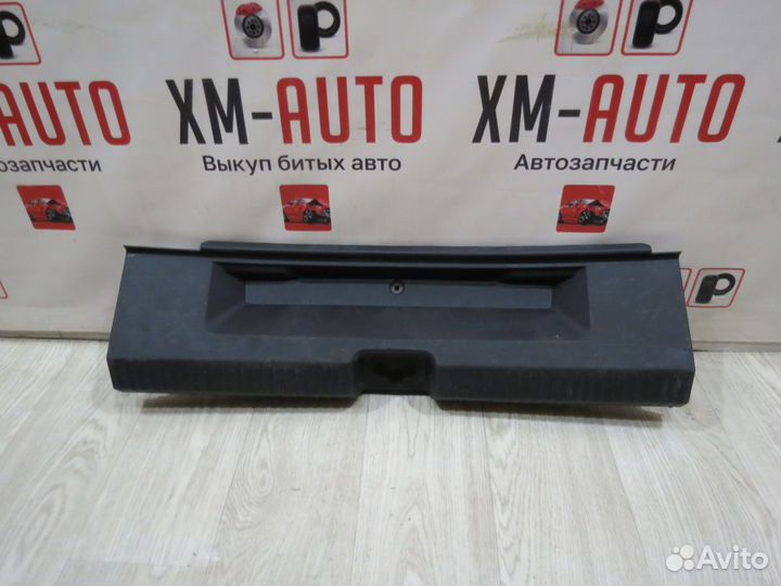 Накладка задней панели Volkswagen Polo