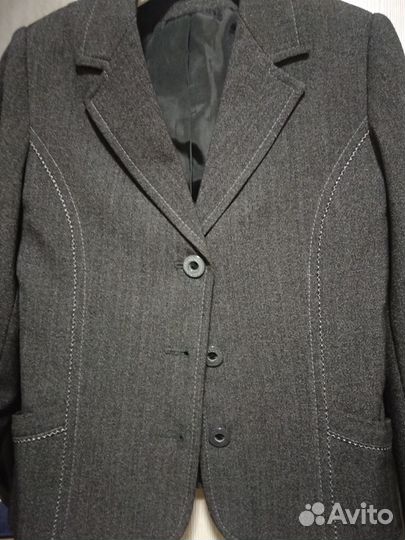 Школьный пиджак на девочку 122-128