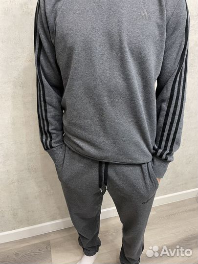 Спортивный костюм adidas мужской