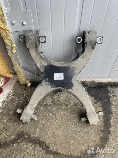 Реактивная тяга х-образная 81432206327