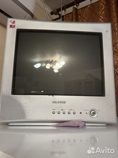 Телевизор