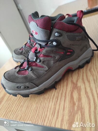 Треккинговые ботинки Salomon